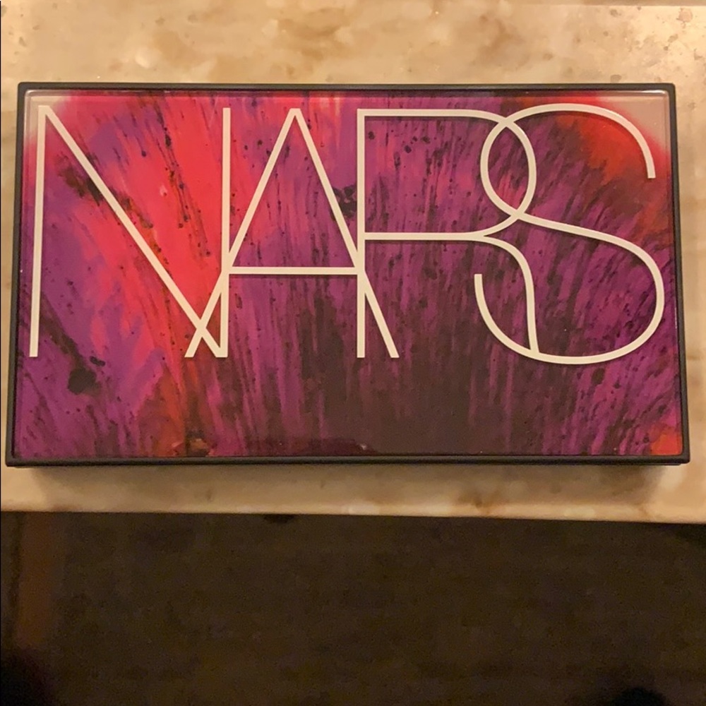NARS eye shadow palette ignited